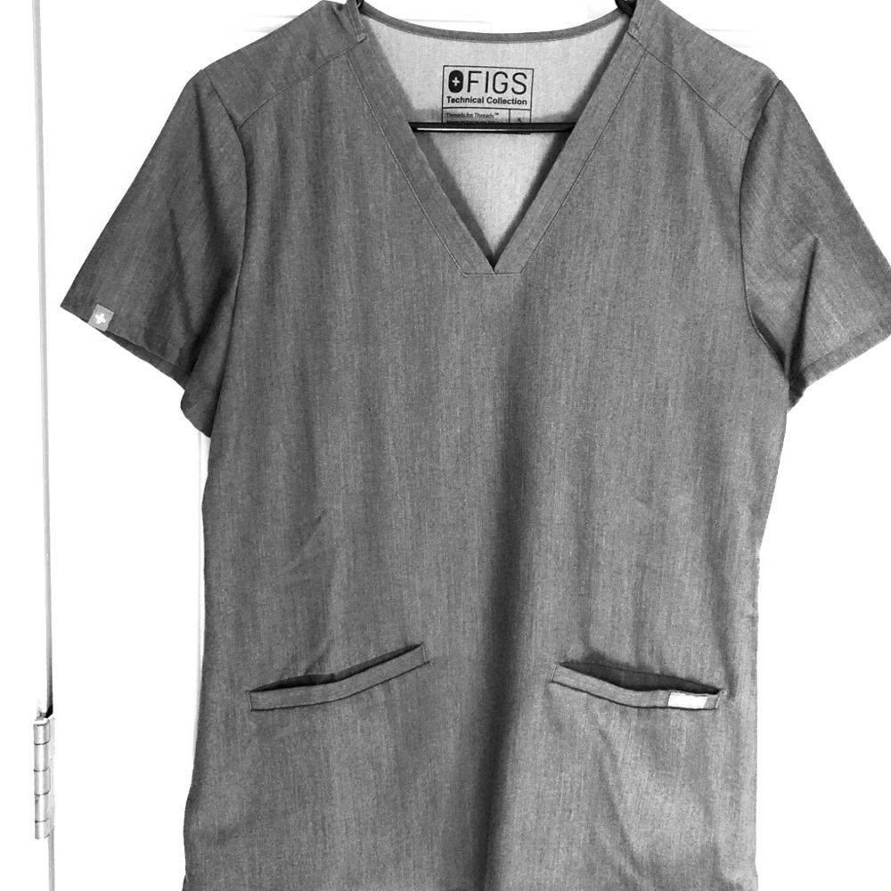 FIGS Casma Scrub Top